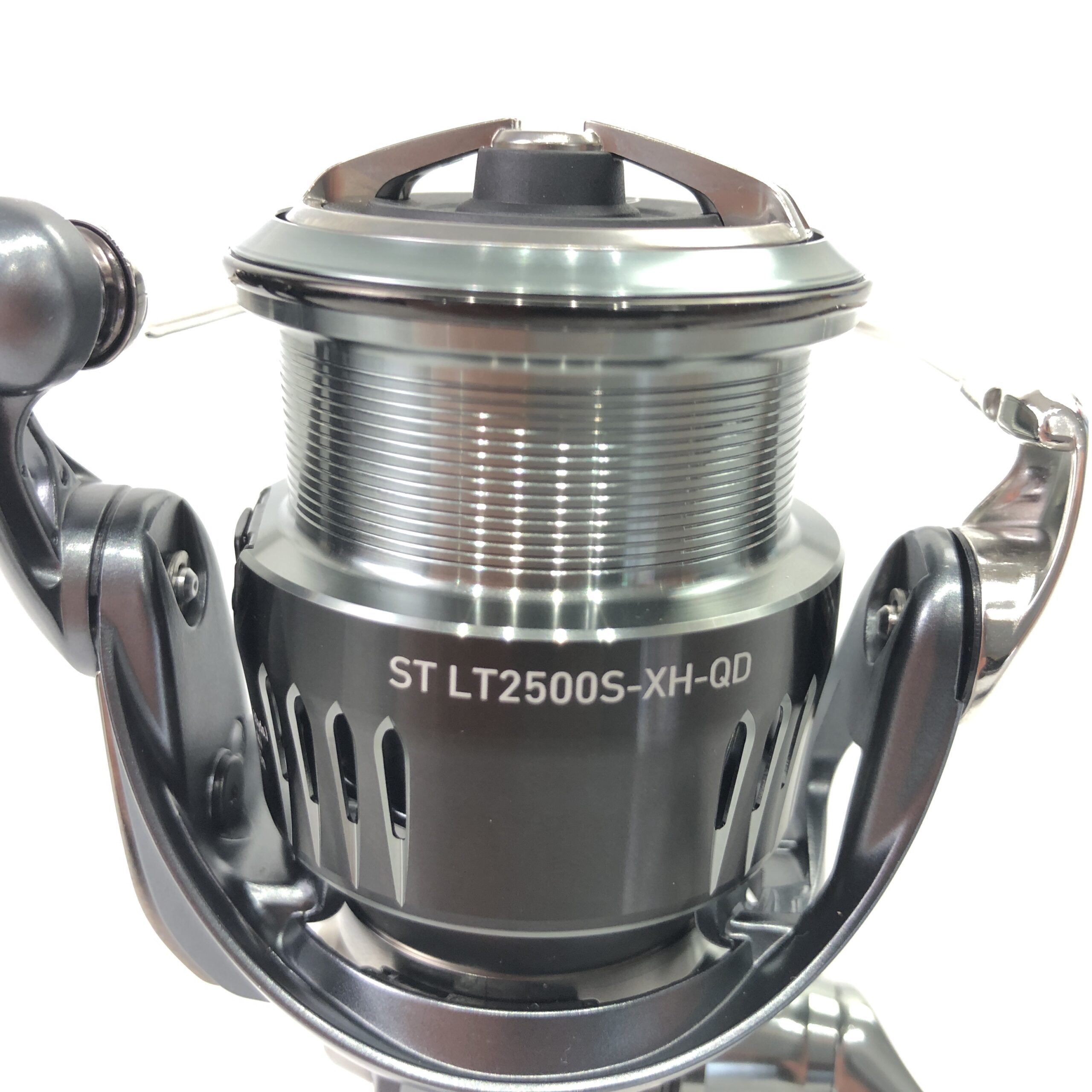 ダイワ 23 エアリティ ST LT2500S-XH-QD
