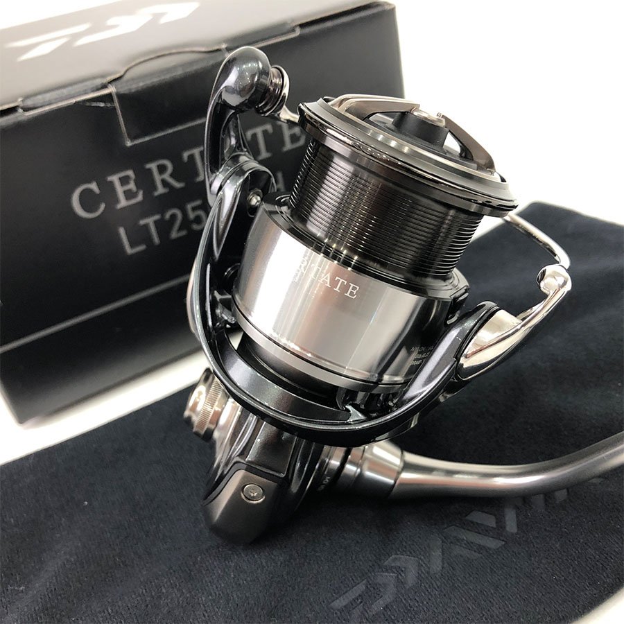 ダイワ 24 セルテート LT2500-H スピニングリール